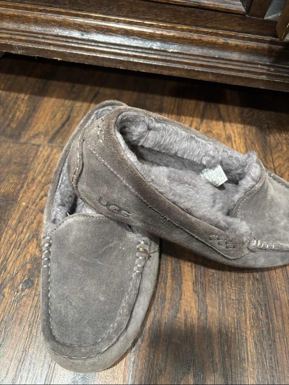 UGG Men’s Grey Suede Shearling-Lined Slip-On Loafers - Picture 5 of 5